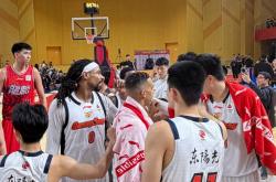 广东双杀龙狮喜获五连胜，三人表现完美，四人达标，二人表现欠佳