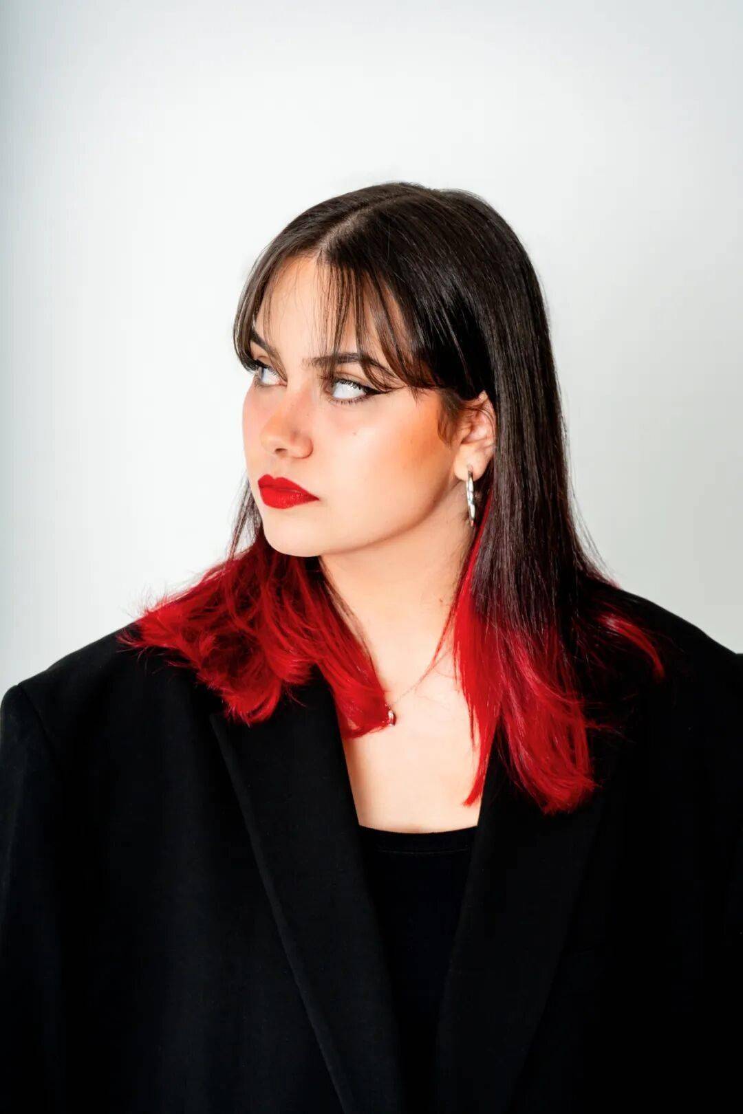 《英雄联盟》召唤师奖杯回归，邓紫棋演唱 S15 全球总决赛主题曲