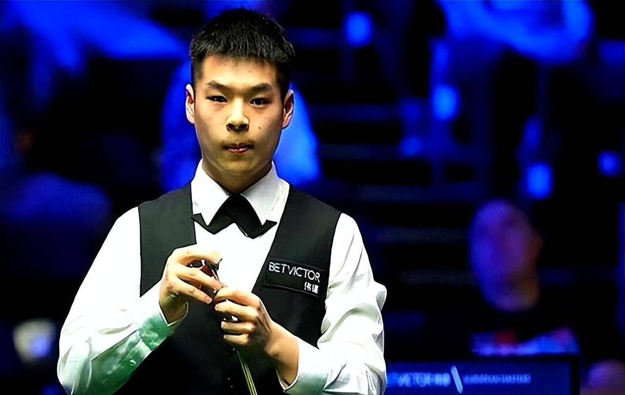 0-2到3-1!40岁马奎尔决赛逆袭夺冠,中国选手暴露青训问题