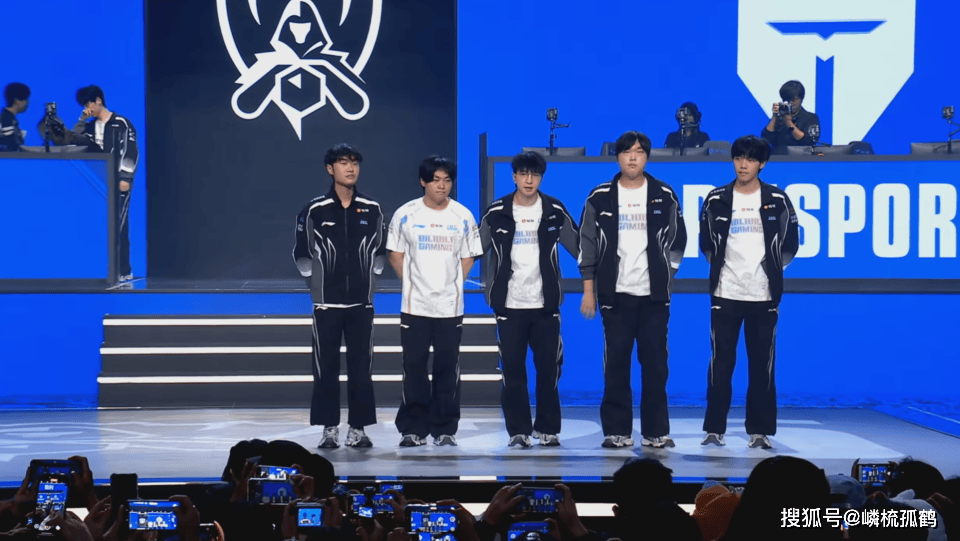 哥哥拒绝再卖票！S15瑞士轮内战TES击败BLG，连续两年晋级S赛八强