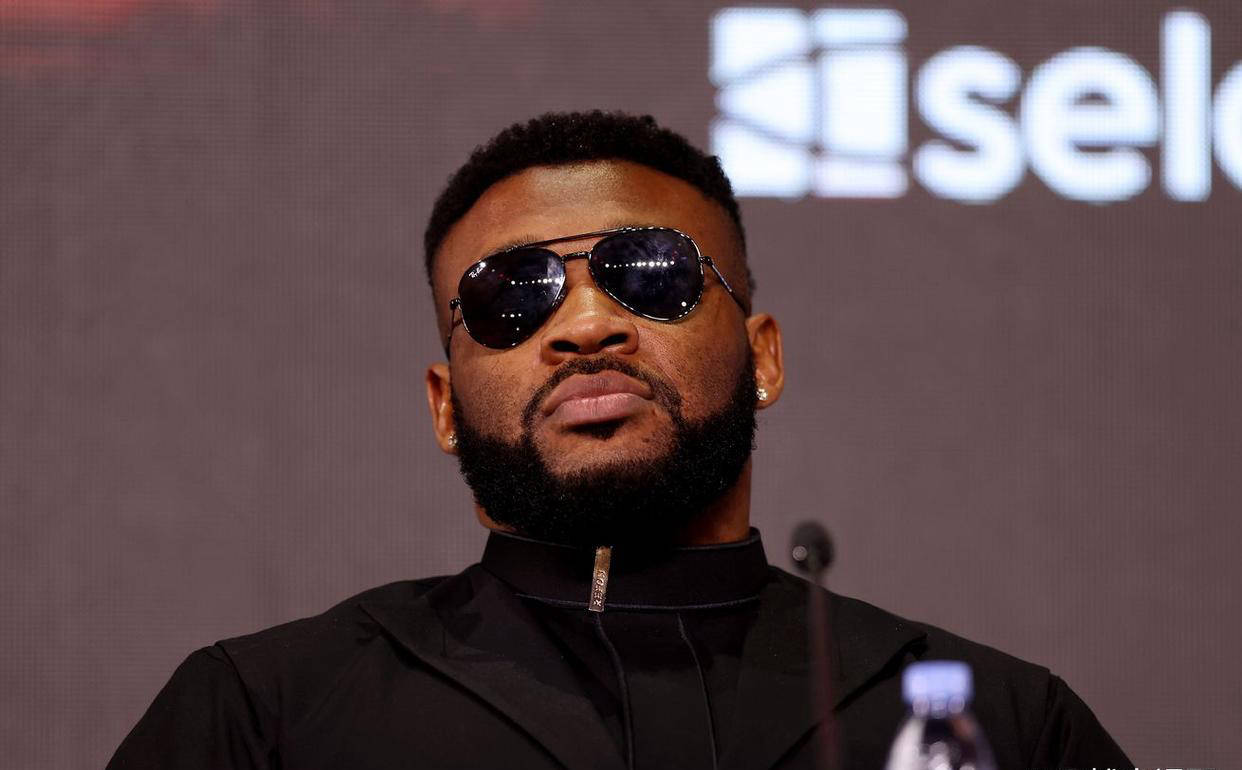 贾雷尔·米勒：德里克·奇索拉最佳谢幕战选手