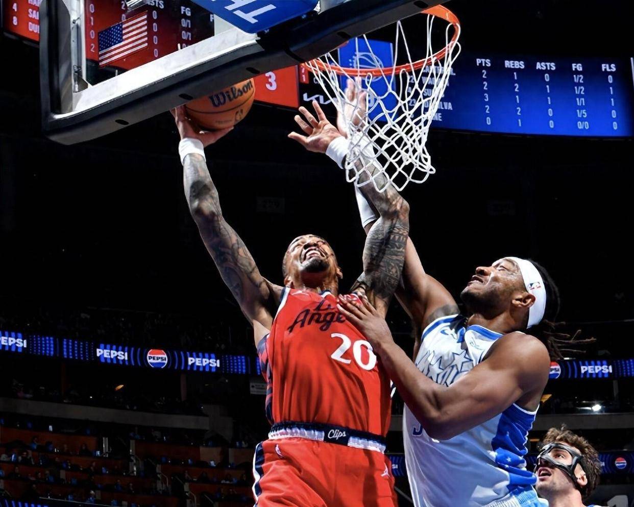 泰伦卢又整活了，五老阵容被魔术打败，哈登独砍24分也带不动快船