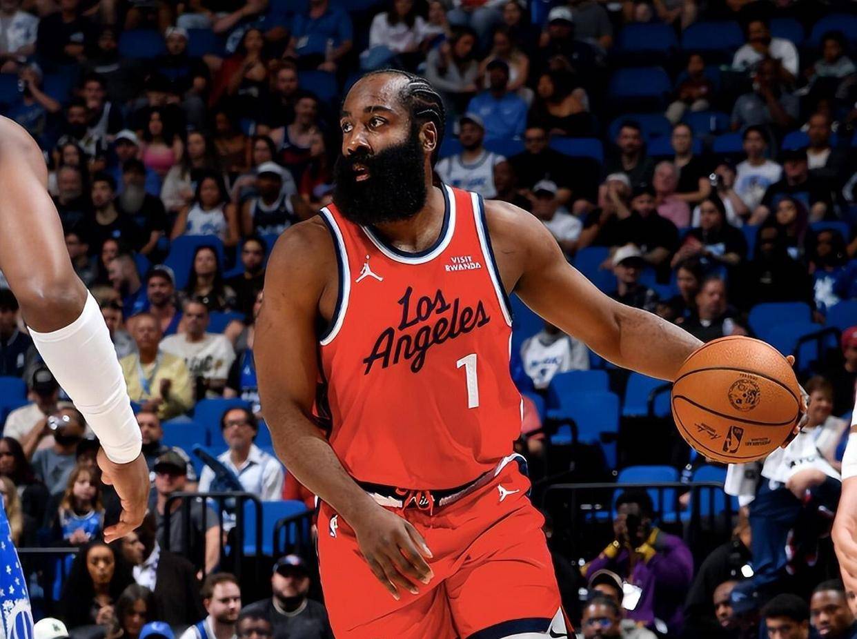 泰伦卢又整活了，五老阵容被魔术打败，哈登独砍24分也带不动快船