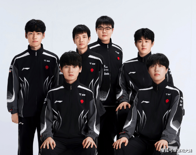 观众对LPL彻底失望了，S15门票卖不出去，普遍认为LPL将止步4强