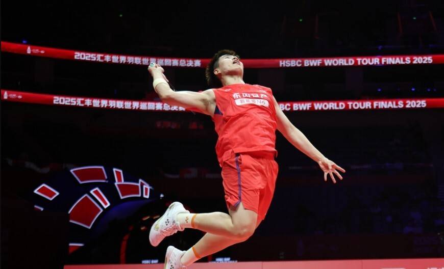 直落两局胜出！梁伟铿/王昶小组赛2胜1负，锁定总决赛四强席位