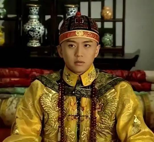 熬死多尔衮，算计鳌拜：孝庄从“弃子”到“庄家”的翻盘局